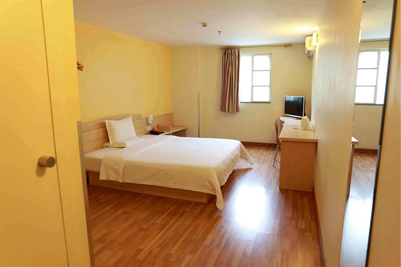 7Days Inn Lingshui Beidou Road Номер фото